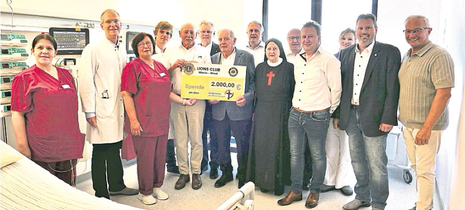 Große Freude bei der Spendenübergabe in der Kamillus-Klinik Asbach