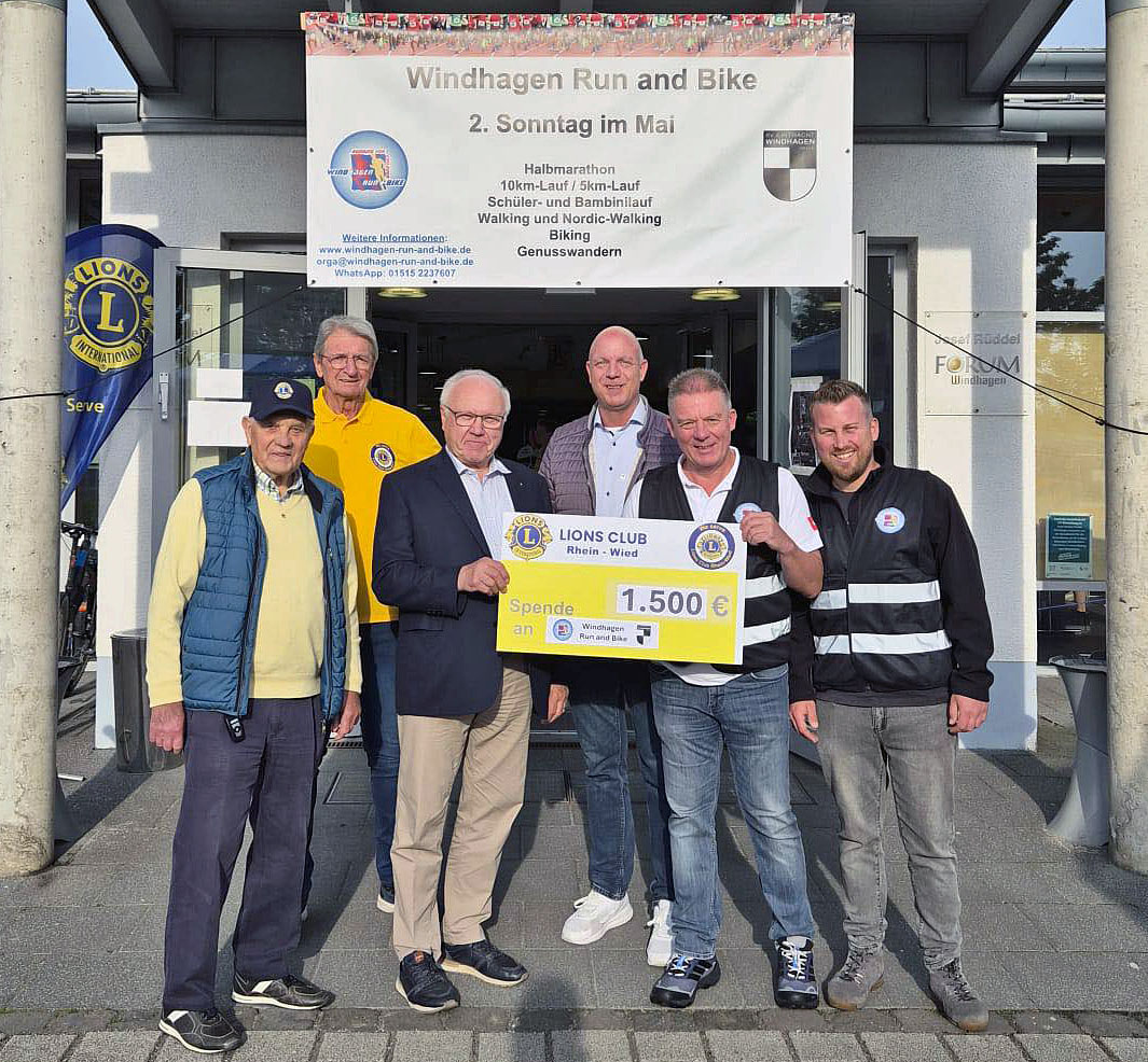Spendenübergabe zu Run and Bike - "Runnig for Children"